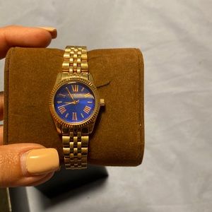 Beautiful Michael Kors watch, small face only worn twice! EXCELLENT CONDITION!